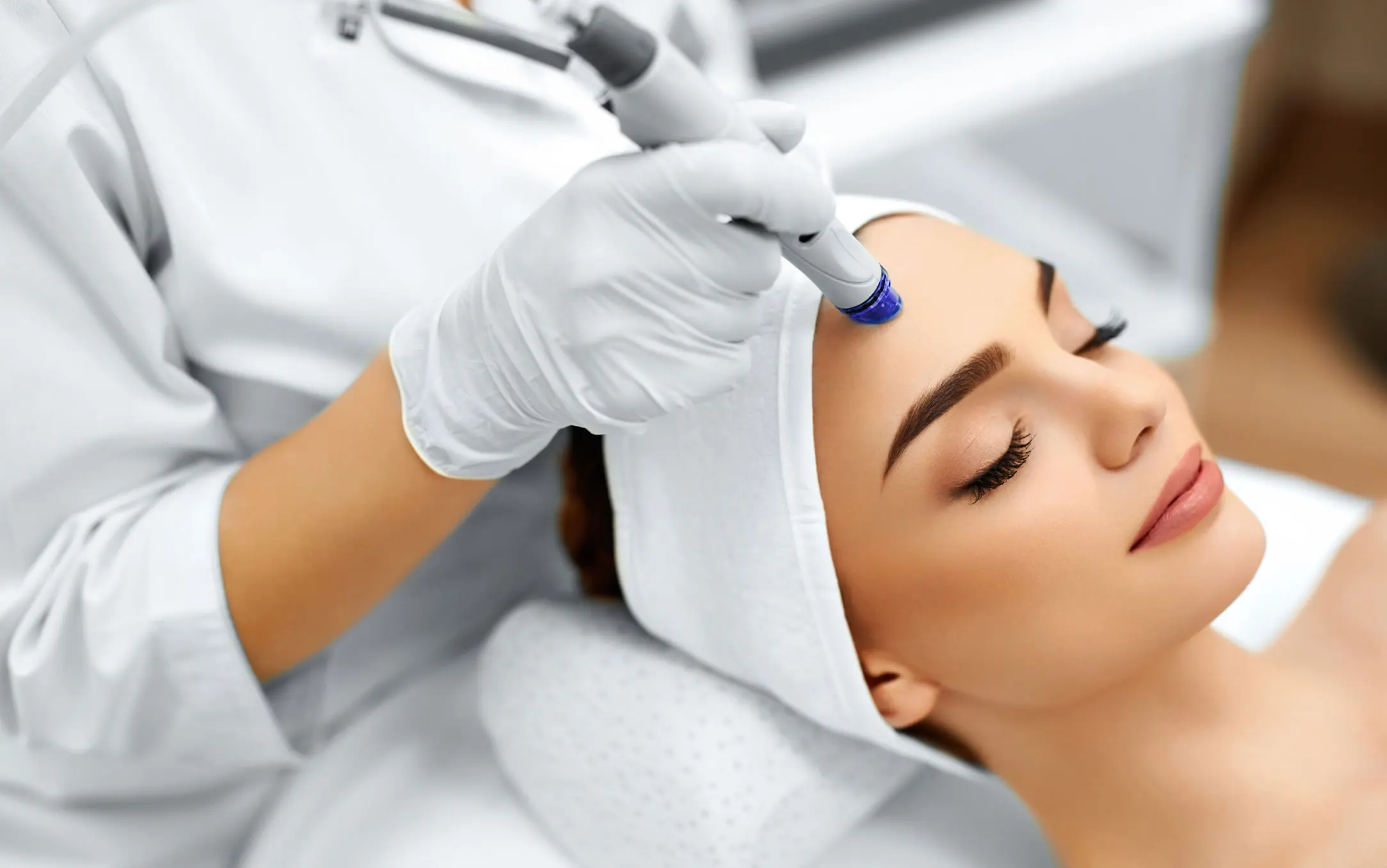 What Is Collagen Lift Therapy and How Can It Help Ageing, Loose Skin St Ives?